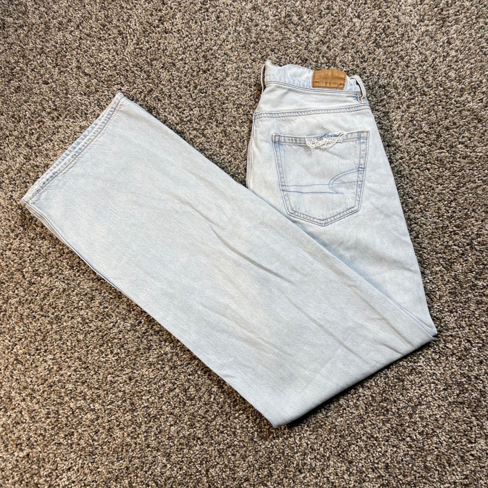 American Eagle Low-Rise Skater Women's 00 Long Jeans Light Wash Wide Leg Pants